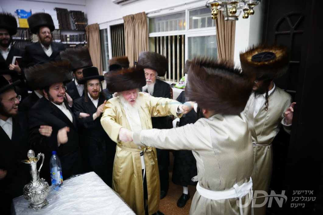 שמחת הפארשפיל פון אן אייניקל פון האדמו&quot;ר מלעלוב