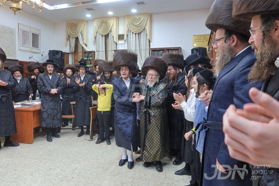 שמחת השבע ברכות פון אן אייניקל פון האדמו&quot;ר מסטראפקוב