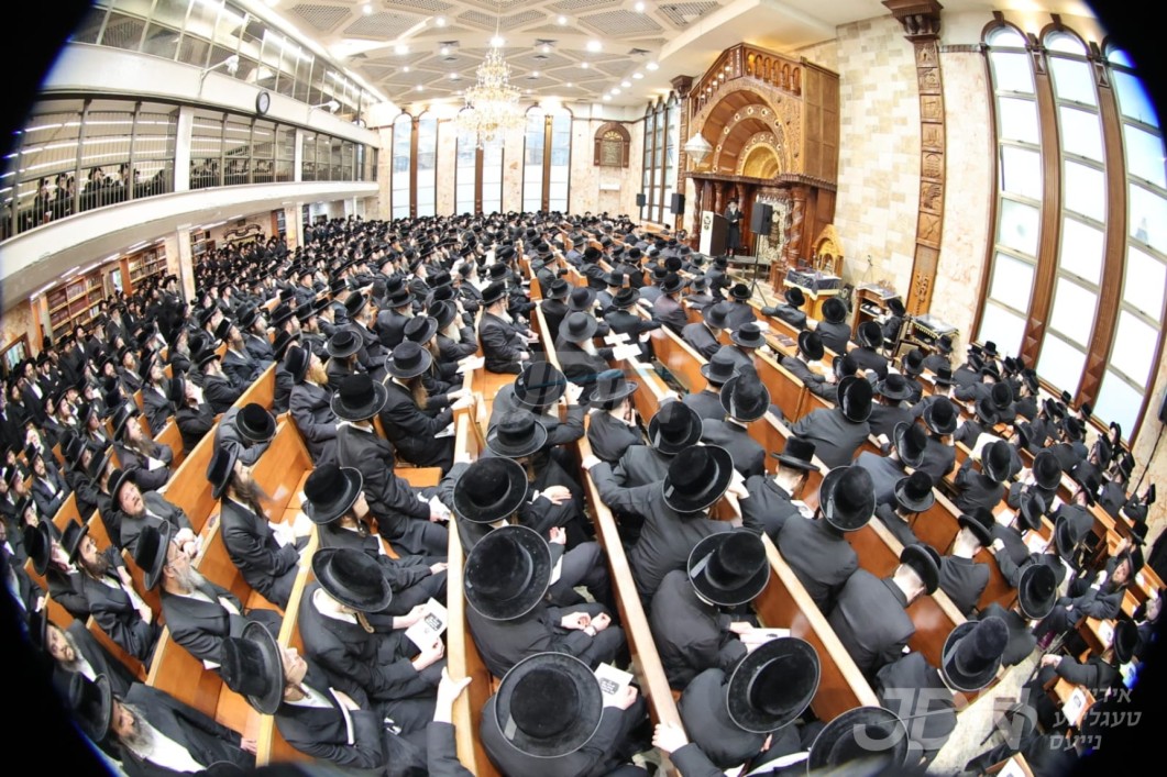 טויזענטער ביים מעמד תפילה ופדיון נפש אין ביהמ&quot;ד הגדול דושינסקיא אין ירושלים עיה&quot;ק, לטובת המוסד &#039;רופא חולים ירושלים&#039;, פארלאפענעם דאנערשטאג ערב ר&quot;ח אב