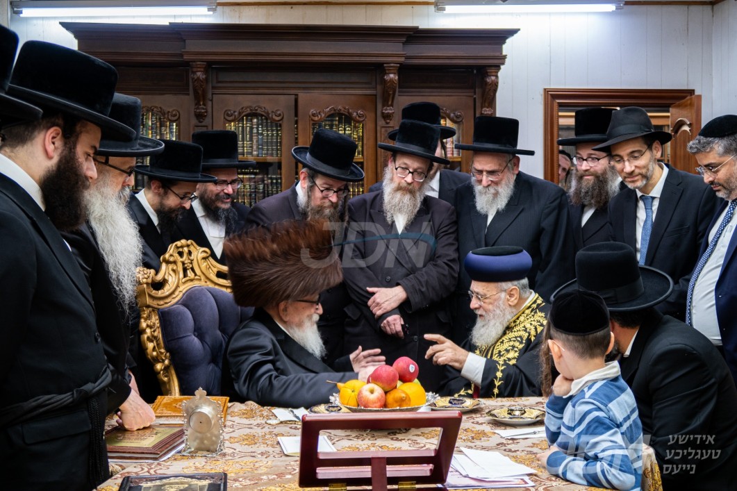 הגאון רבי יצחק יוסף באזוכט ביי האדמו"ר מסקווירא