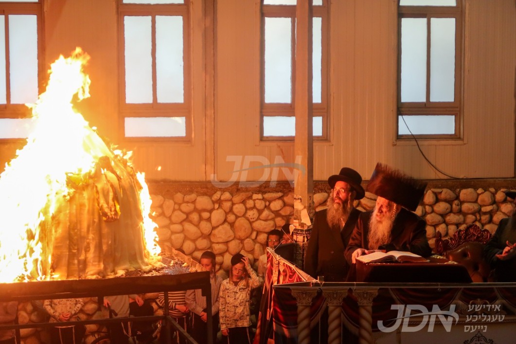 ל&quot;ג בעומר אין חצר הקודש טשארנאביל