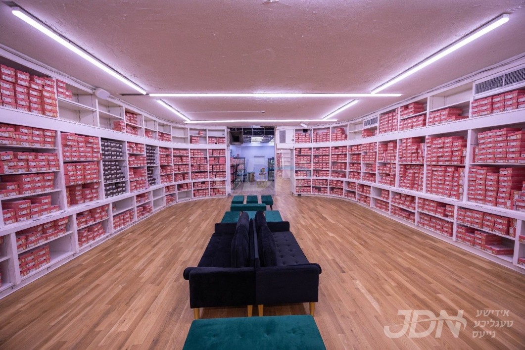 מאנוואלק שיך סערוויס עפנט נייע לאקאציע אין וויליאמסבורג