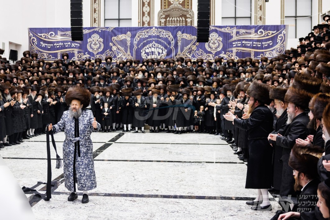 שמחת החתונה פון אן אייניקל פון האדמו&quot;ר מבאבוב-45