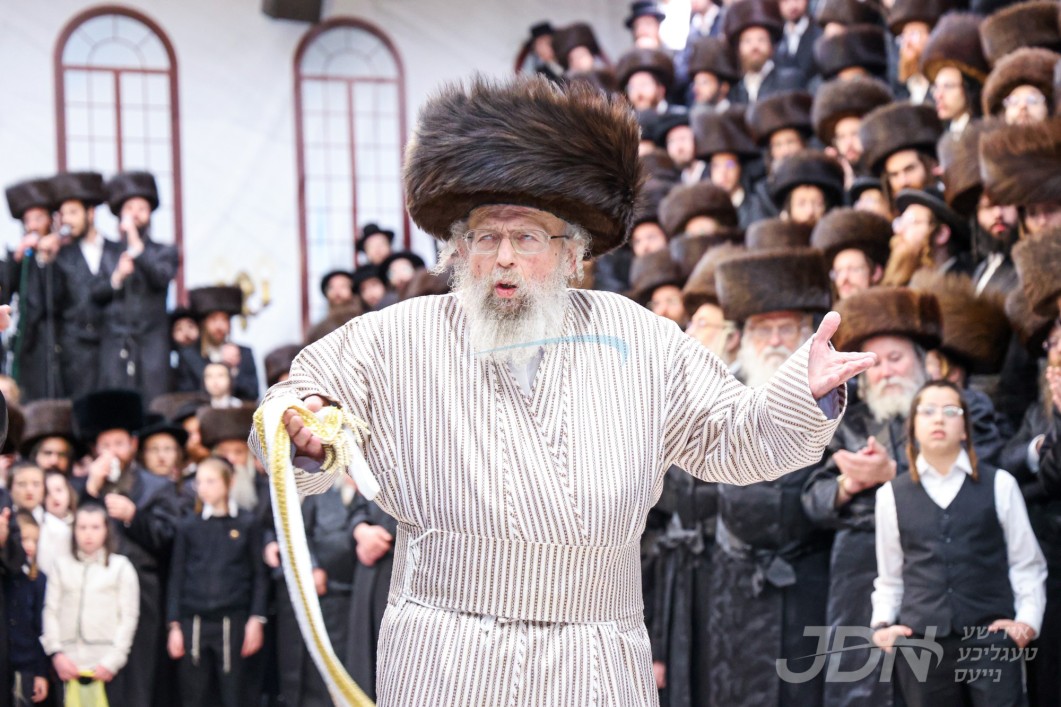 שמחת החתונה פון אן אייניקל פון האדמו&quot;ר מפינסק קארלין