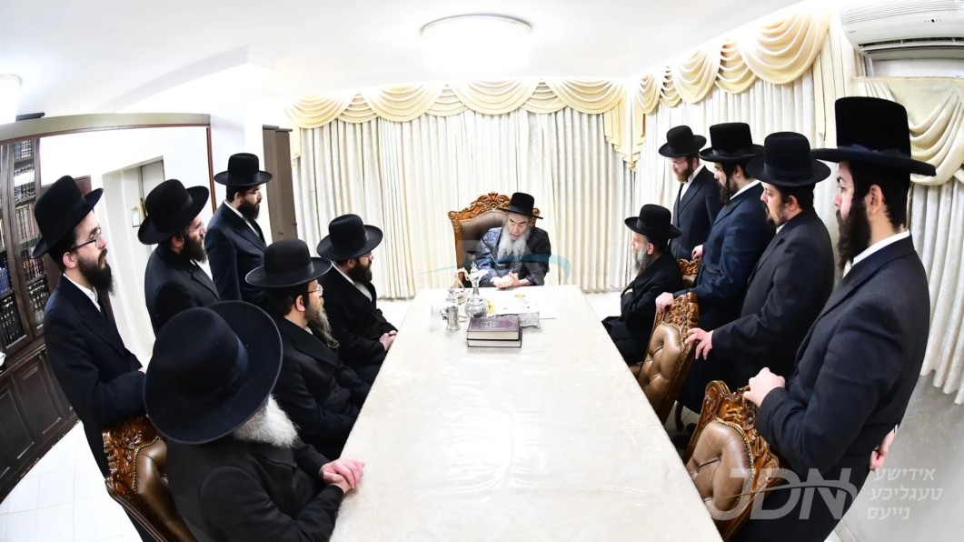 פראכטפולע &quot;מרכז העולמי&quot; וועט אויפגעבויעט ווערן בחצר הקודש אלכסנדר אין בני ברק