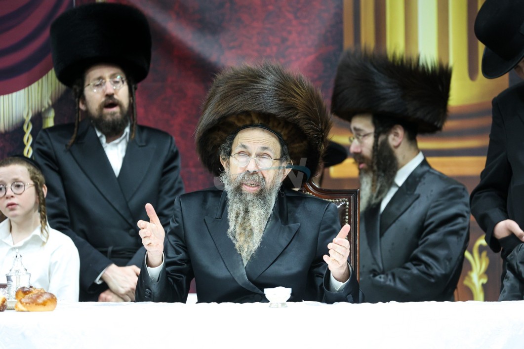 בריך מתייך לשלם: האדמו"ר מתולדות יהודה סטוטשין וועט פראווענען א געהויבענע שבת בעיר התורה והחסידות בני ברק