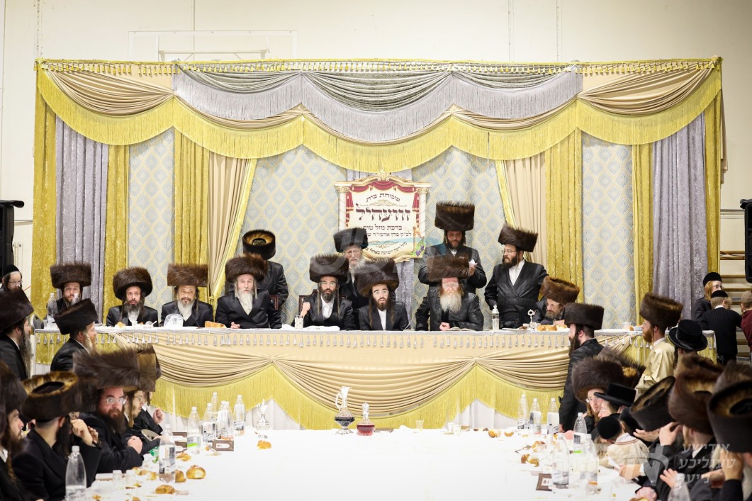 שבת אויפרוף פון החתן בן האדמו"ר מזוועהיל מיט הכלה בת האדמו"ר מטרעבישאן