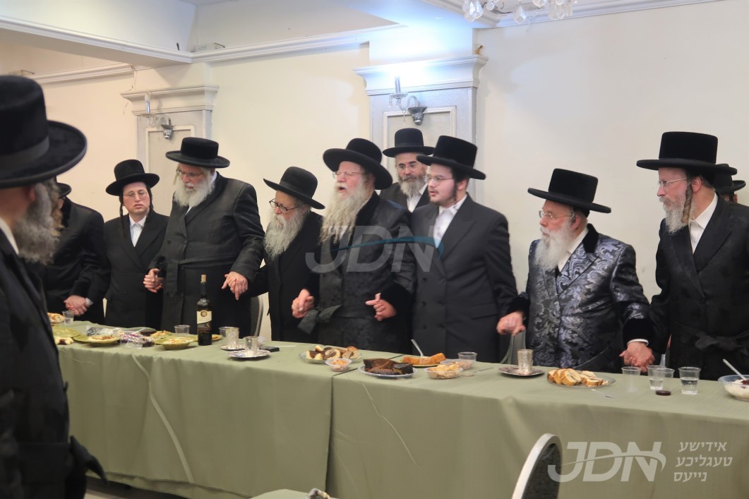 שמחת התנאים בבית מישקאלץ - קאזמיר