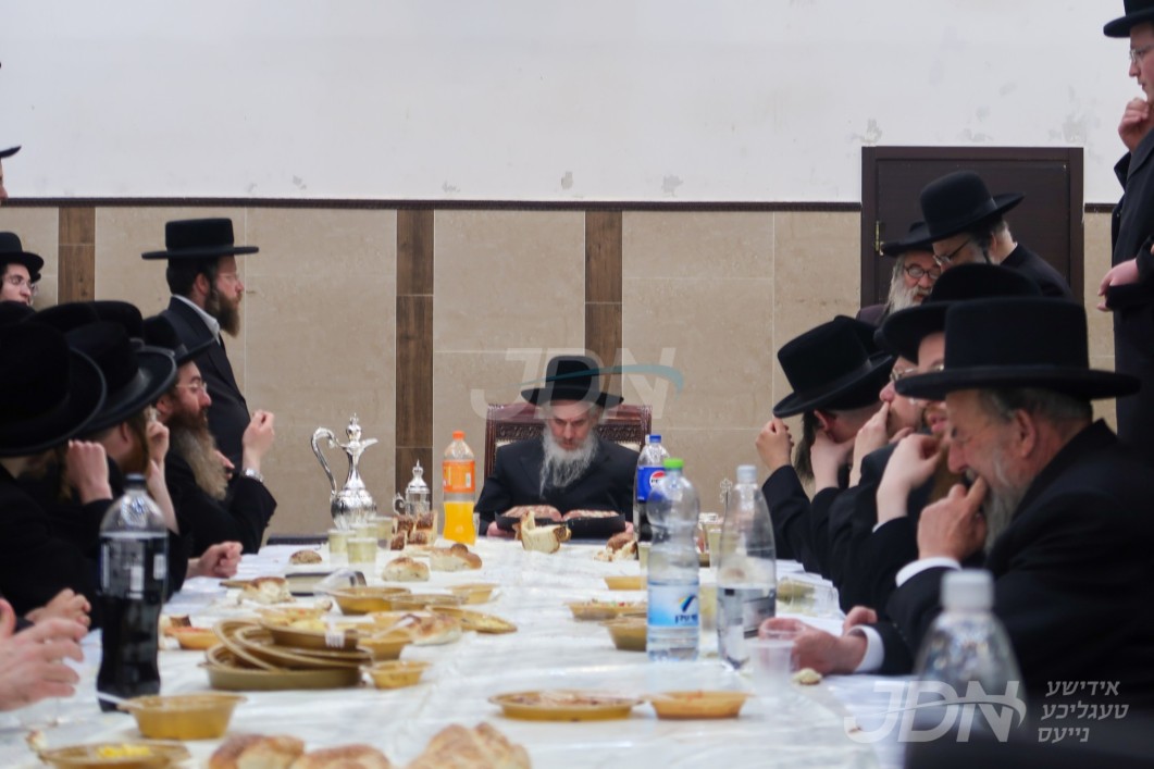 יארצייט פון הרה&quot;ק רבי שלמה מקארלין זי&quot;ע ביי האדמו&quot;ר מלוצק