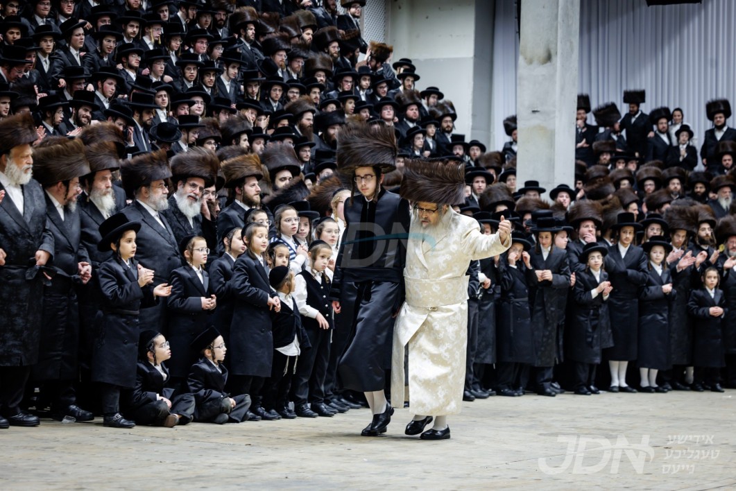 שמחת החתונה פון אן אייניקל פון האדמו&quot;ר מסאטמאר