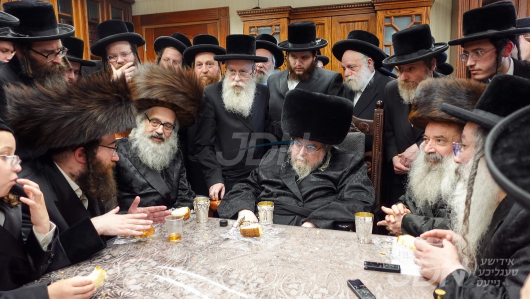 שמחת הוואך נאכט און ברית פון בן הרה&quot;צ ר&#039; ישראל האגער בן האדמו&quot;ר מוויזניץ פון ב&quot;פ און איידעם ביי האדמו&quot;ר מזידיטשויב ב&quot;ב