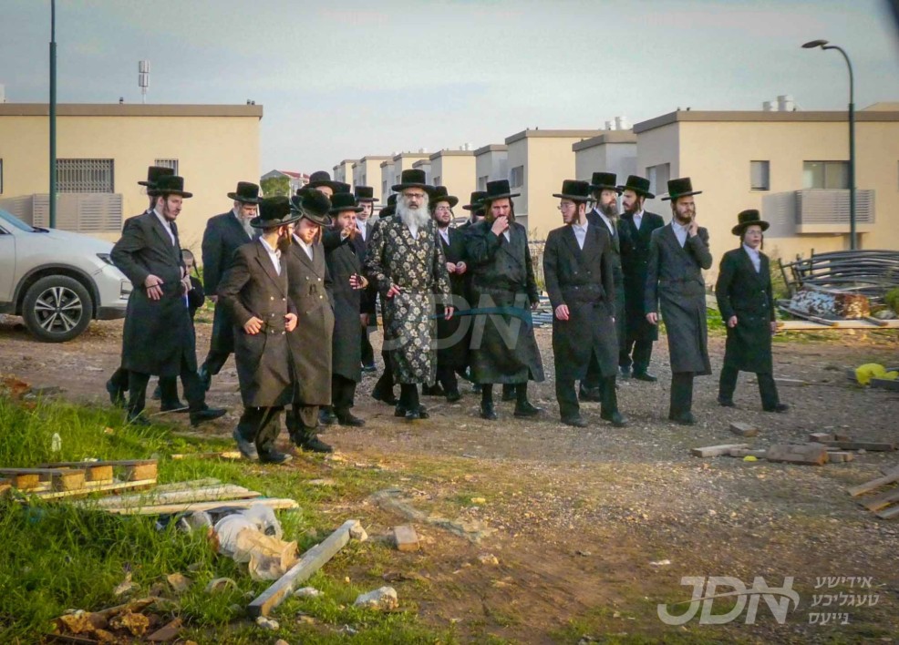 האדמו"ר מוויזניץ פון בית שמש באזוכט אין עמנואל