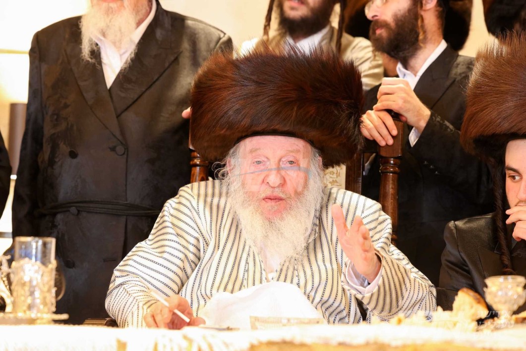 מראות חייו פון כ"ק הרה"ק מהרי"ד מלעלוב זצ"ל