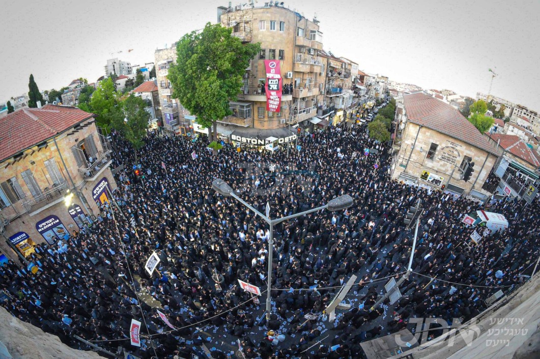 היסטארישע עצרות תפילה ומחאה וועט פארקומען דעם דאנערשטאג ערב ראש חודש אלול, בכל רחבי ארץ הקודש ברחובות העיר