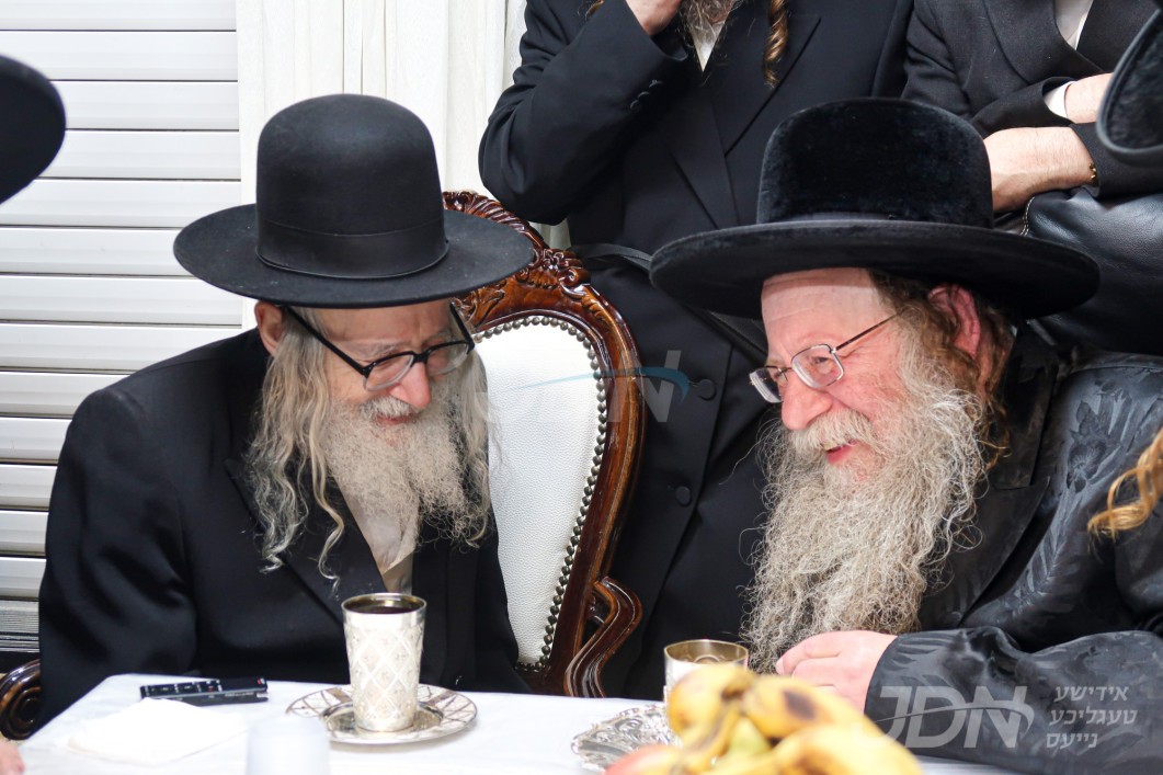 האדמו"ר מאמשינוב באזוכט ביי גיסו האדמו"ר מקאזמיר