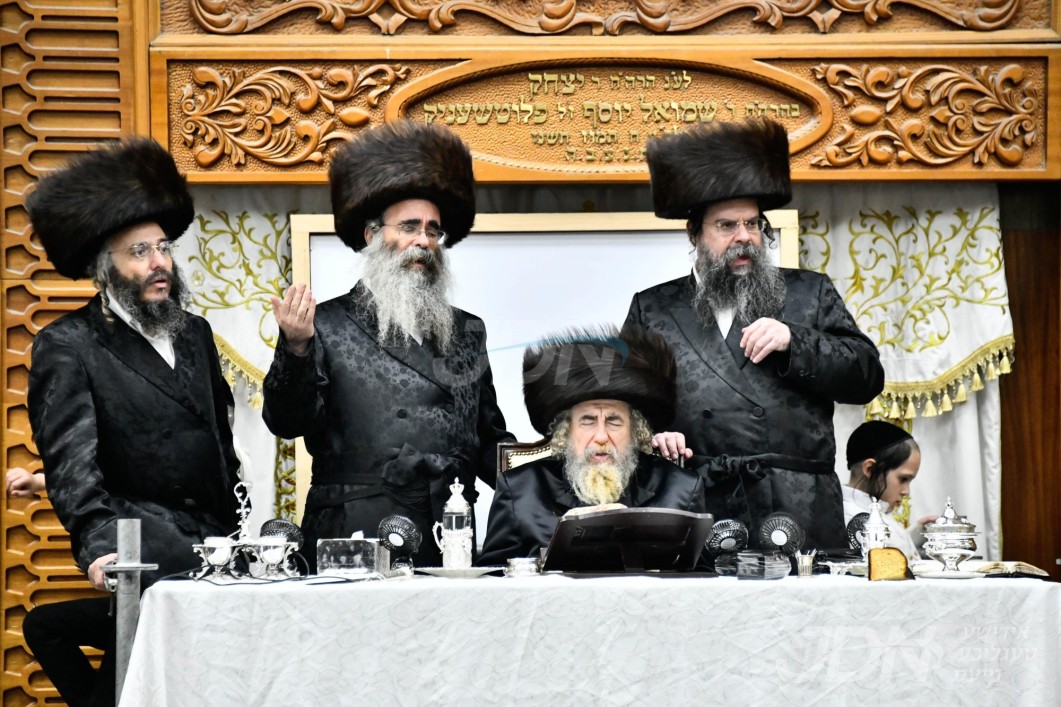 ערב און מוצאי ראש השנה אין חצר הקודש ראחמיסטריווקא