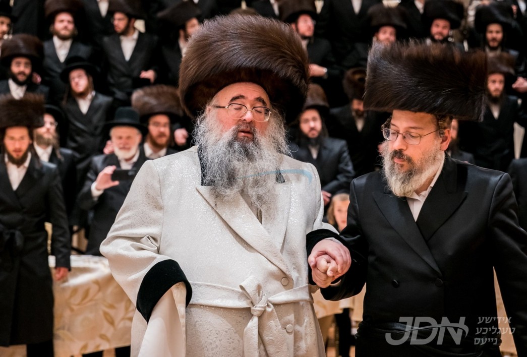 האדמו&quot;ר מסקאליע ערווארטעט אויף א געהויבענע באזוך בעיר הבירה לאנדאן