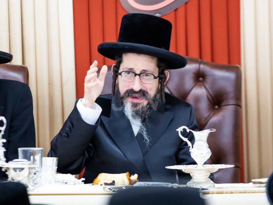 האדמו&quot;ר מסקולען וועט זיך אריבערציען למקום כהונתו אין בארא פארק תיכף נאכן זוממער