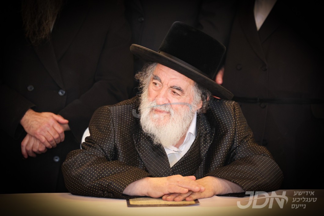 פאזיטיווע אנטוויקלונג אינעם מצב הבריאות ביי האדמו&quot;ר מוויזניץ, פרייטאג אינדערפרי וועט דער רבי זיך אומקערן אהיים בעז&quot;ה