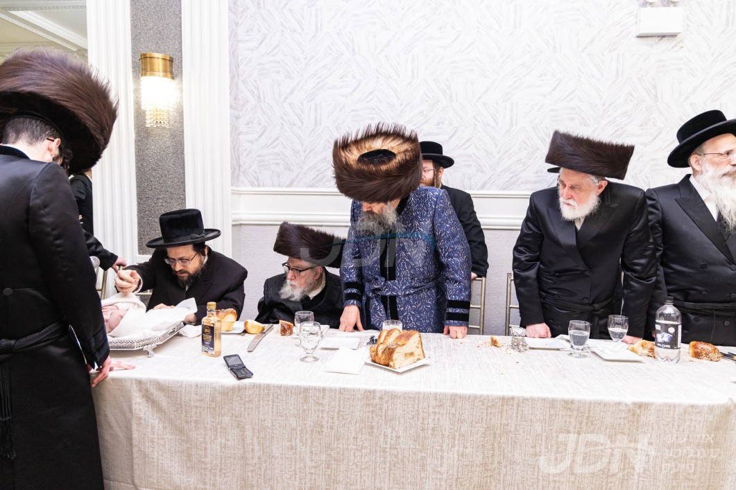 שמחת פדיון הבן פון אן אור אייניקל פון האדמו"ר מבאבוב-45