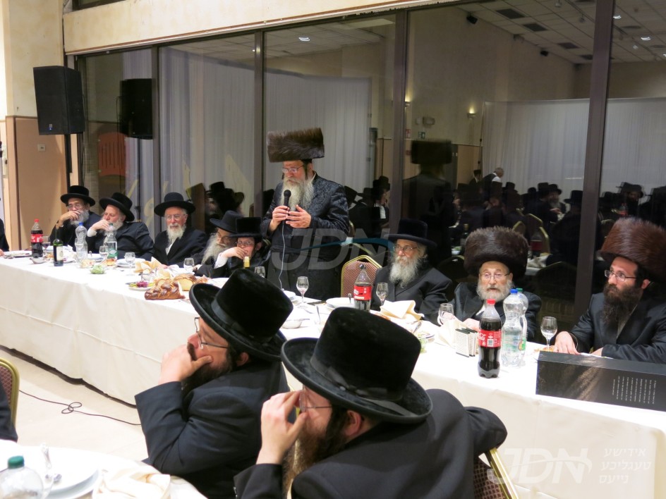 שמחת הבר מצוה פון אן אייניקל פון גאב&quot;ד אנטווערפן