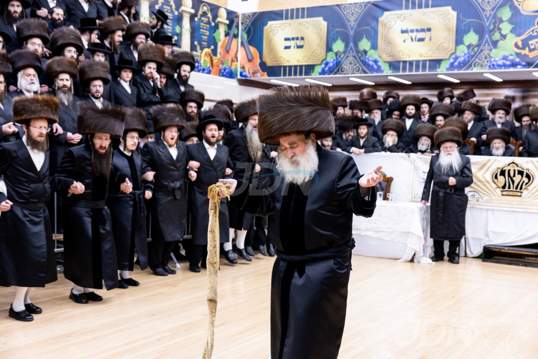 שמחת החתונה בבית קראלי - ברעזאן - זאלישא - זלאטשוב