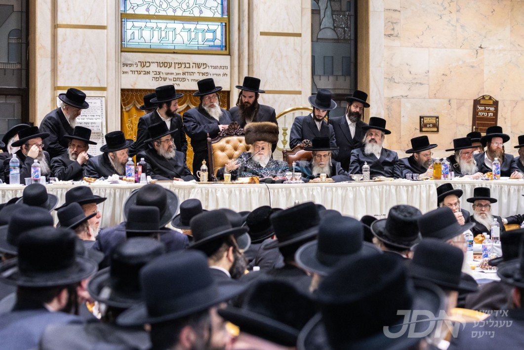 יארצייט פון הרה&quot;ק בעל מנחת אלעזר ממונקאטש זי&quot;ע ביי האדמו&quot;ר ממונקאטש