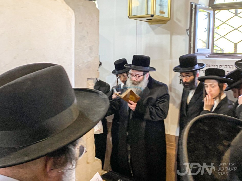 האדמו&quot;ר מוויזניץ ב&quot;פ וועט אונטערנעמען א נסיעה צו די מקומות הקדושים אין אייראפע