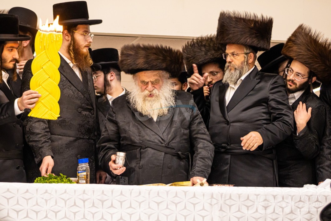 גאב&quot;ד מאקאווא מוצש&quot;ק אין בארא פארק