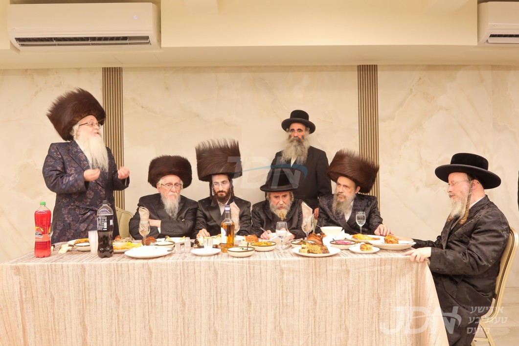 שמחת השבע ברכות בבית נדבורנה – אנטניא הארדענקא