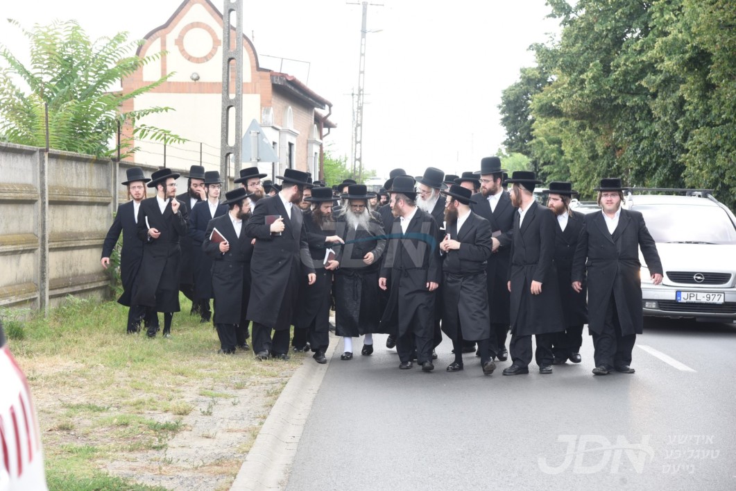 האדמו&quot;ר מסאטמאר וועט אונטערנעמען ערשטמאליגע היסטארישע מסע הקודש קיין אייראפע מיט נגידים ותומכים