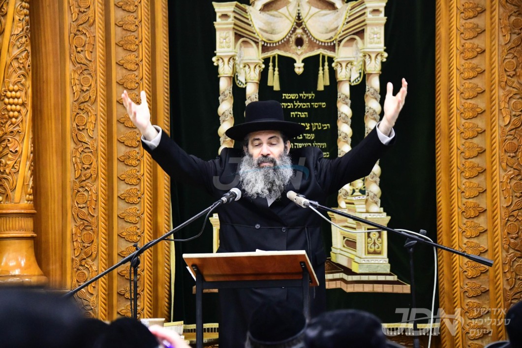 המשפיע הגה&quot;צ רבי צבי מאיר זילבערבערג שליט&quot;א ראש חבורת נחלת יעקב וועט אינטערנעמען א מסע הקודש קיין אמעריקא לטובת די הייליגע מוסדות נחלת יעקב