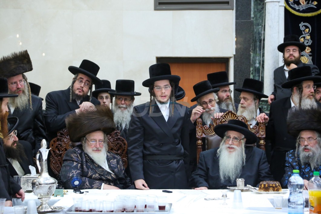 שמחת הווארט פון הכלה אייניקל פון האדמו&quot;ר מספינקא מיט החתן אייניקל פון גאב&quot;ד קרית הבעש&quot;ט פתח תקוה און ר&quot;י טשעבין