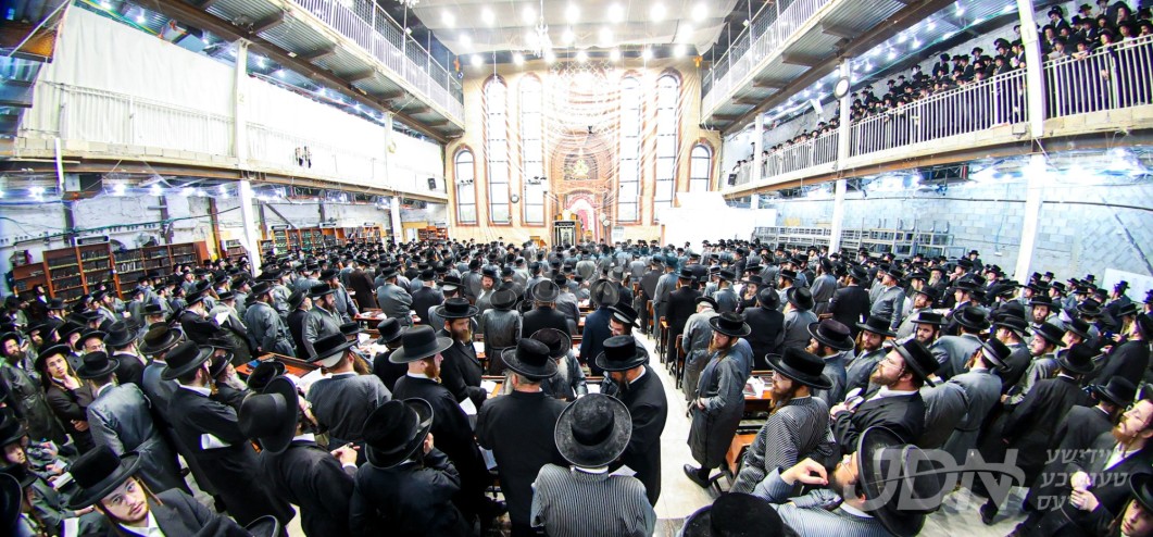 עצרת תפילה אין ביהמ&quot;ד הגדול תולדות אברהם יצחק אין ירושלים לרפואת האדמו&quot;ר מתולדות אברהם יצחק