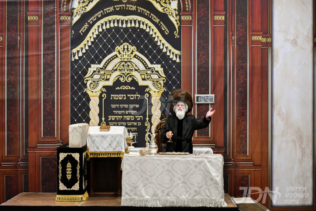 האדמו&quot;ר מוויזניץ שב&quot;ק אין מאריאט דעלטא האטעל אין ניו דזשערזי מיט די צעירי האברכים פון ניו יארק