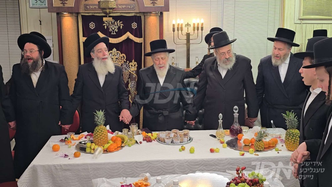 האדמו"ר מליסקא ביים חמשה עשר בשבט טיש