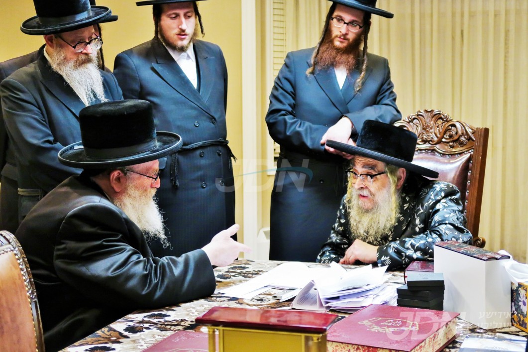 הרה&quot;צ רבי יצחק טווערסקי בן האדמו&quot;ר מסקווירא באזוכט ביי גדולי ישראל לקראת די שמחת החתונה פון בתו הצעירה