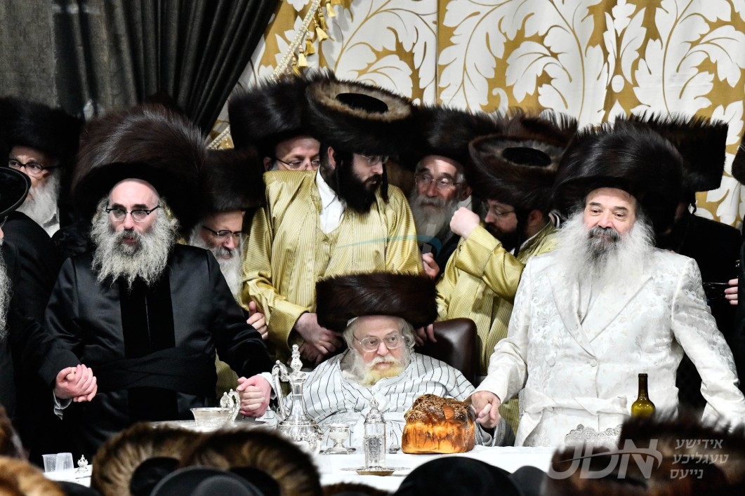 שמחת החתונה בבית תולדות אברהם יצחק - ספינקא מאנסי - זידיטשויב