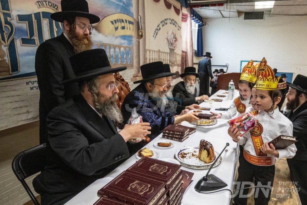 חומש סעודה אין תלמוד תורה באבוב-45 אין יוניאן