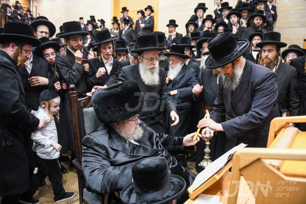 יארצייט פון הרה&quot;ק מהרי&quot;ד מבעלזא זי&quot;ע ביי האדמו&quot;ר מבעלזא