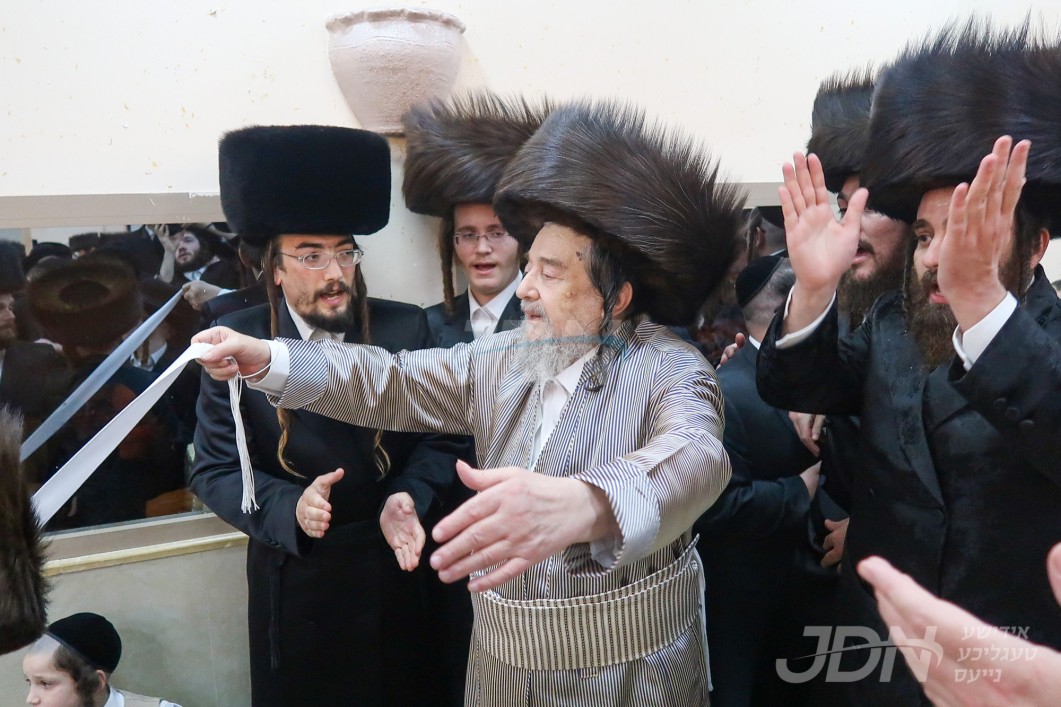 שמחת החתונה פון אן אור אייניקל פון הגה&quot;צ רבי יעקב מאיר שעכטער