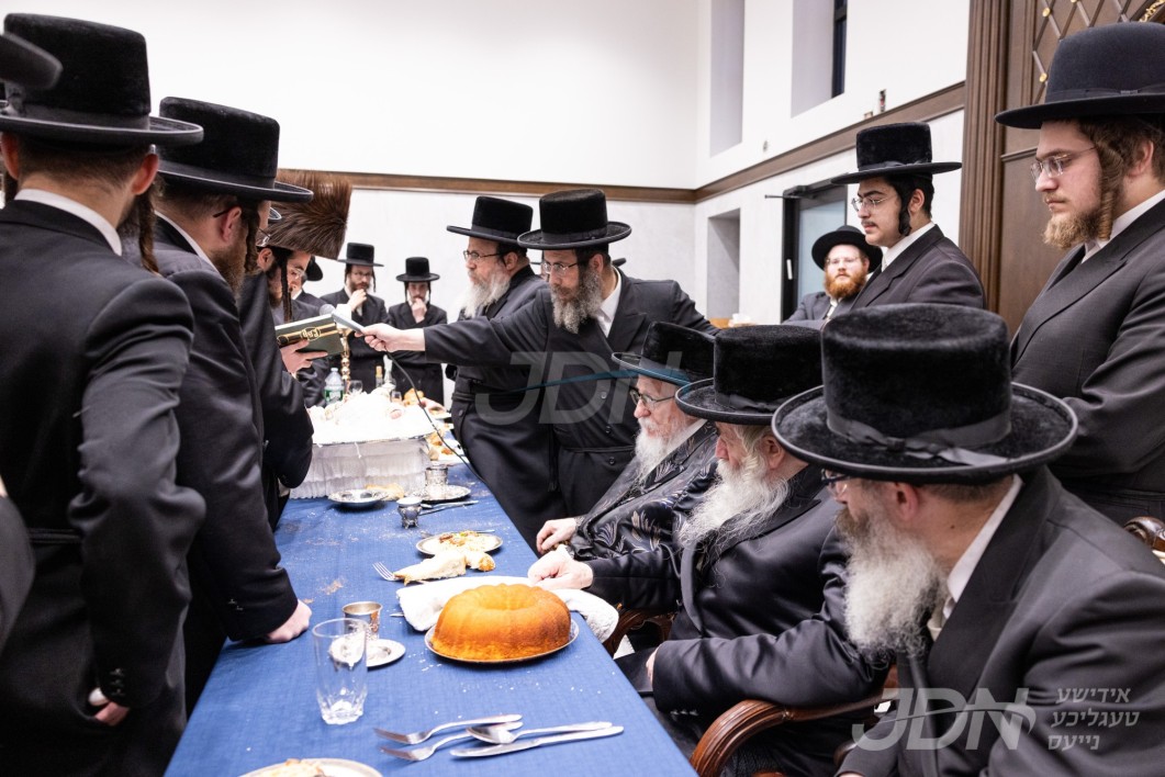 שמחת פדיון הבן בבית נדבורנה - טשערנאביל - ראחמיסטריווקא לינדען