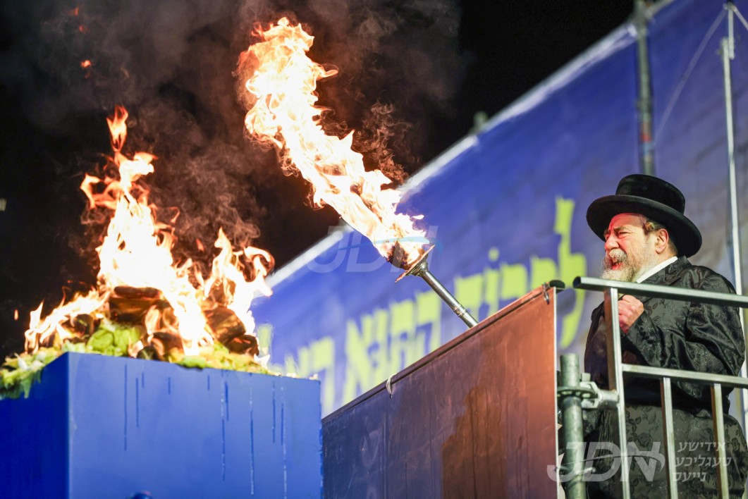 ל&quot;ג בעומר אין חצר הקודש ראחמיסטריווקא