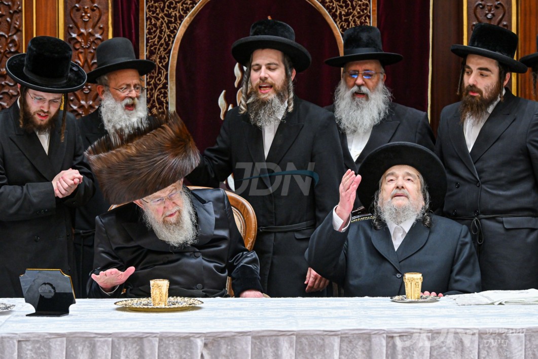 שמחת הברית פון אן אור אייניקל פון האדמו&quot;ר מסלונים בהשתתפות הגה&quot;צ רבי יעקב מאיר שעכטער