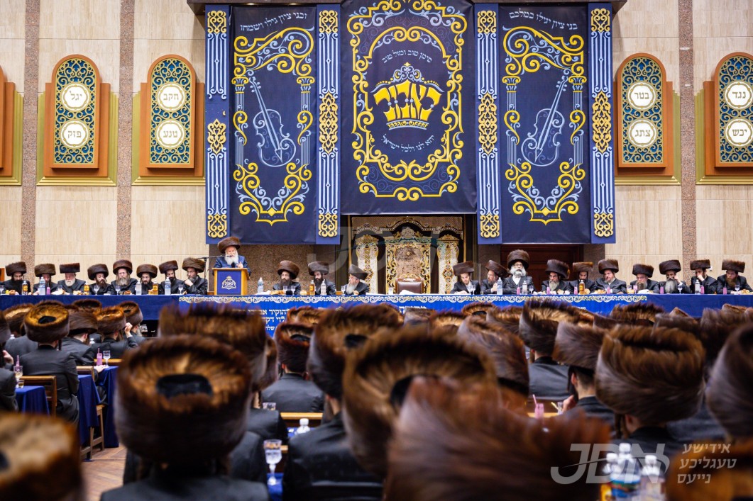 שמחת השבע ברכות פון אן אייניקל פון האדמו&quot;ר מבאבוב דורך כולל זכרון חיים באבוב