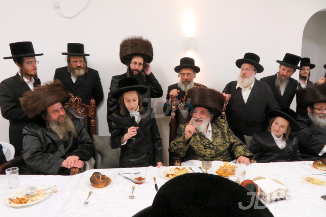 שמחת הבר מצוה פון צווילינג אור אייניקלעך פון האדמו&quot;ר מוויזניץ