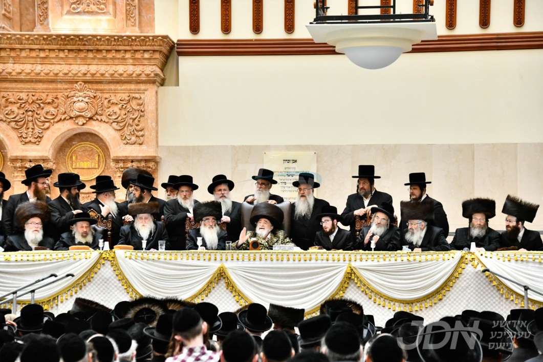 שמחת התנאים בבית וויזניץ - סקווירא