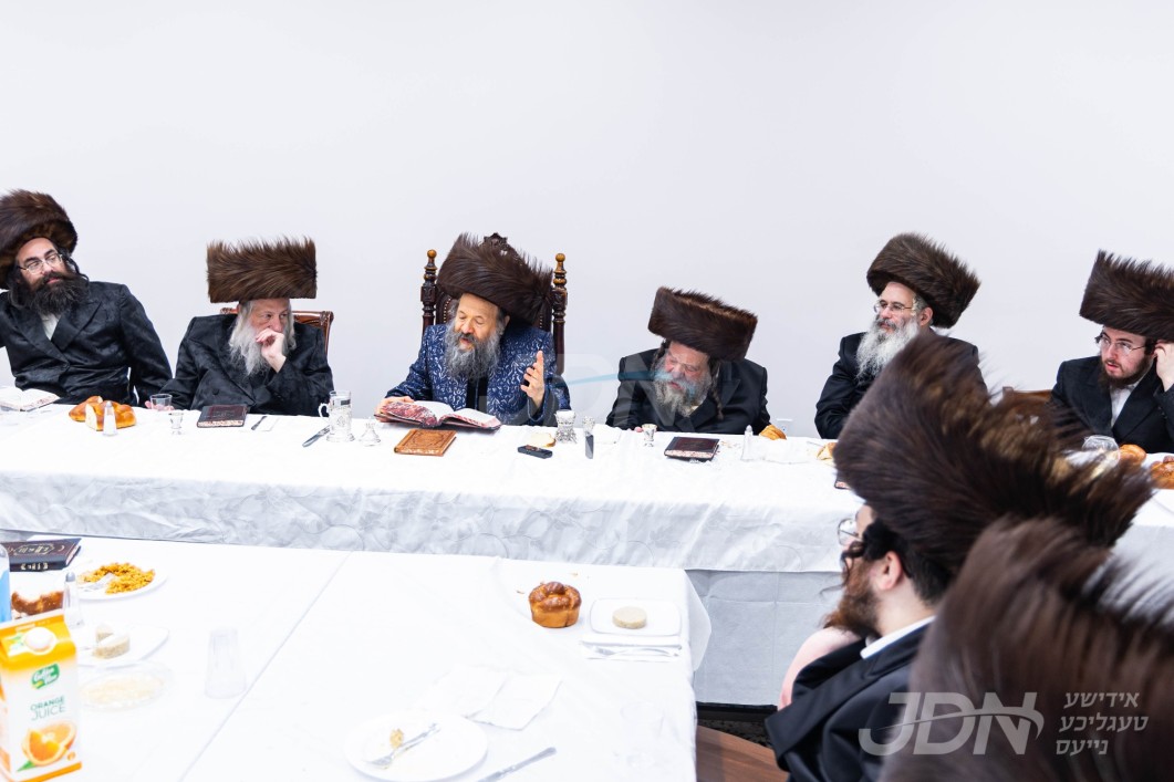 שמחת הברית פון אן אור אייניקל פון האדמו"ר מבאבוב-45