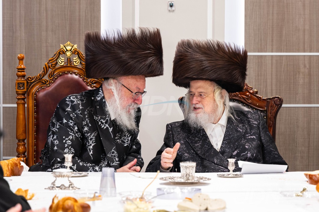 שמחת הוואכנאכט און ברית פון אן אור אייניקל פון האדמו&quot;ר ממונקאטש אייניקל פון האדמו&quot;ר מוויען און הגה&quot;צ ראש ישיבת מונקאטש