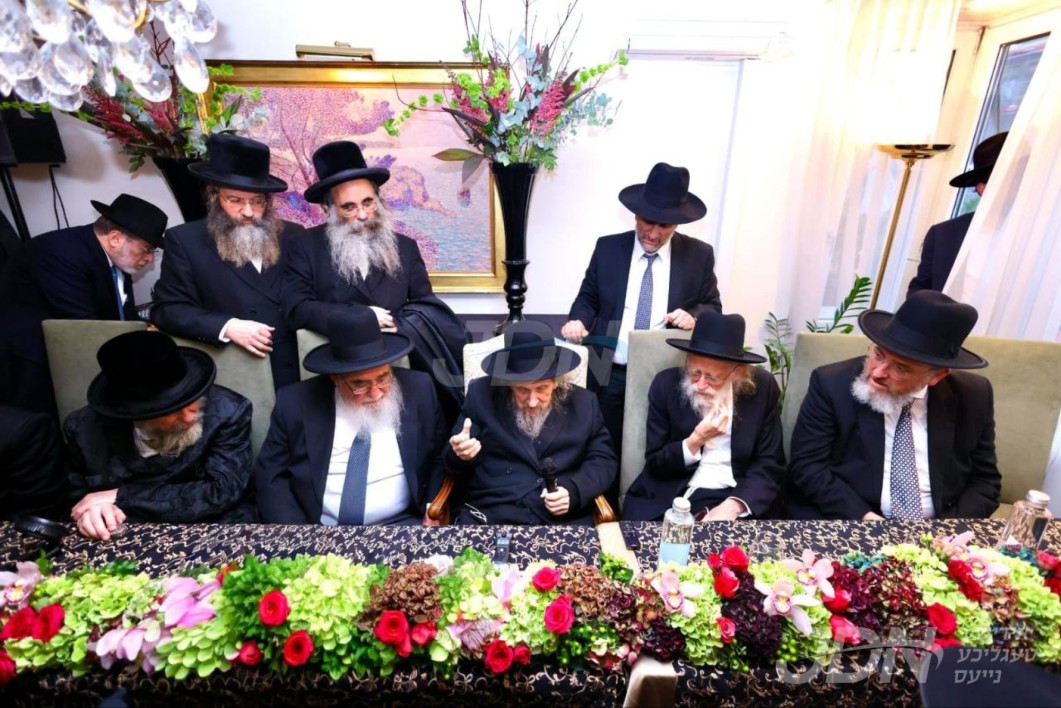 גדולי הדור ארויסגעפארן קיין שווייץ אויף א פרישע רייזע לטובת קרן עולם התורה